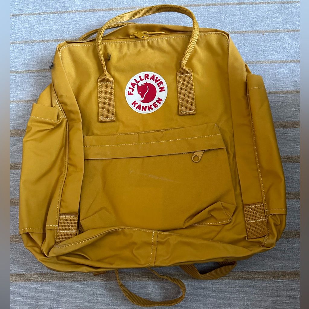 Fjallraven Knken Everyday Outdoor Backpack - Yellow